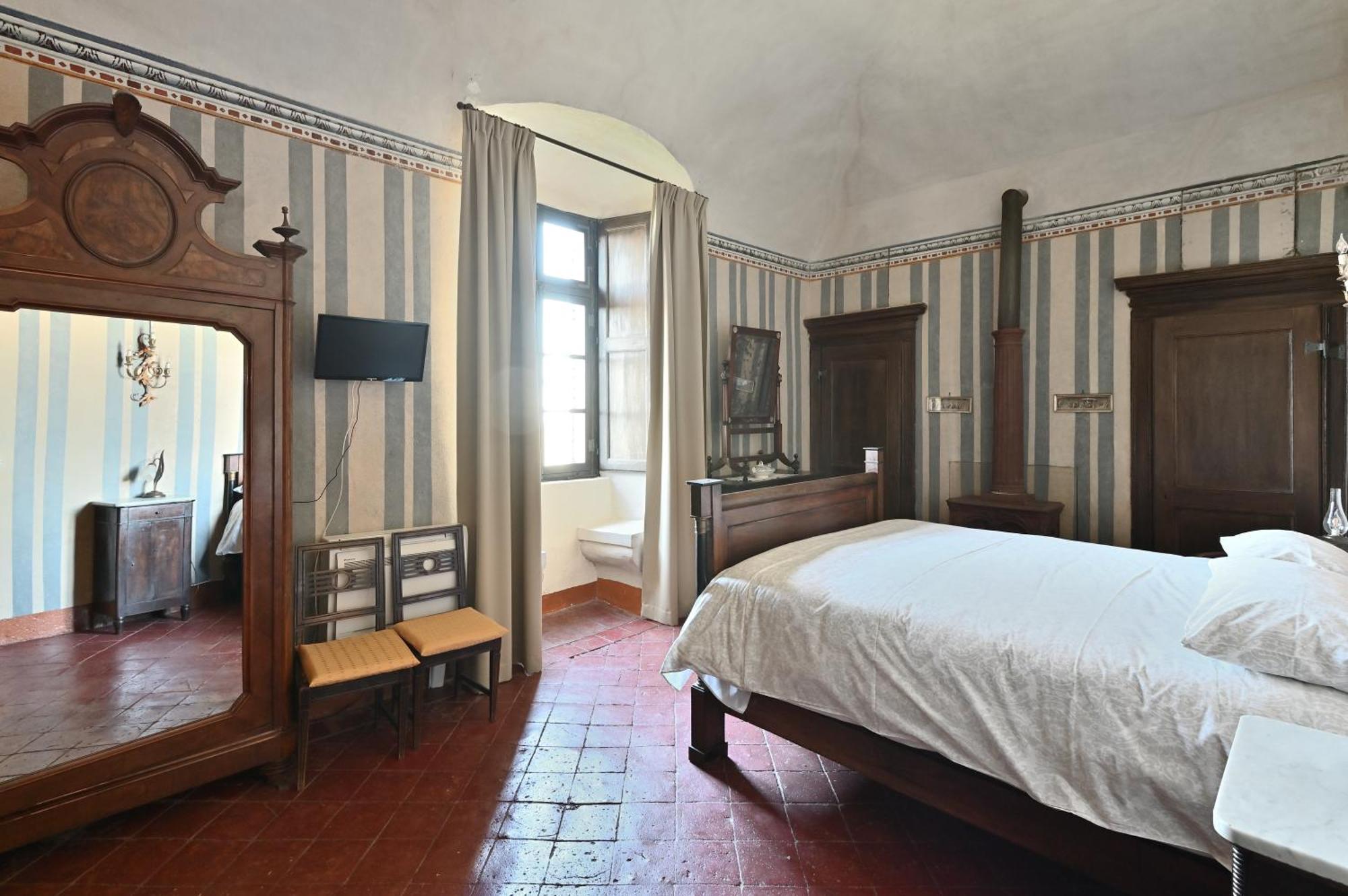Ma Che Bel Castello Mombaruzzo